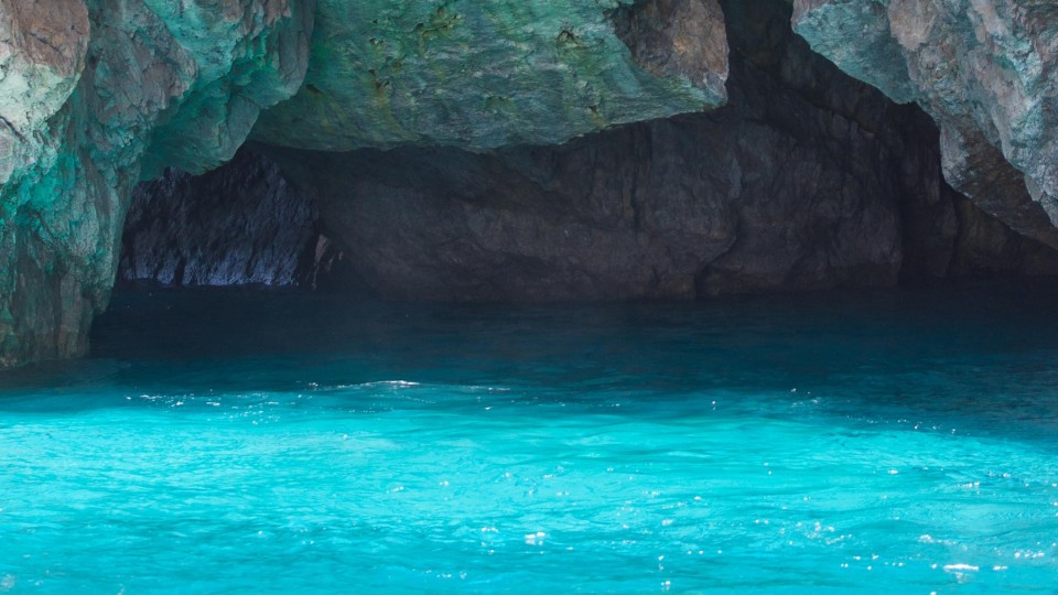 Post The Blue Grotto in Capri: how to visit it